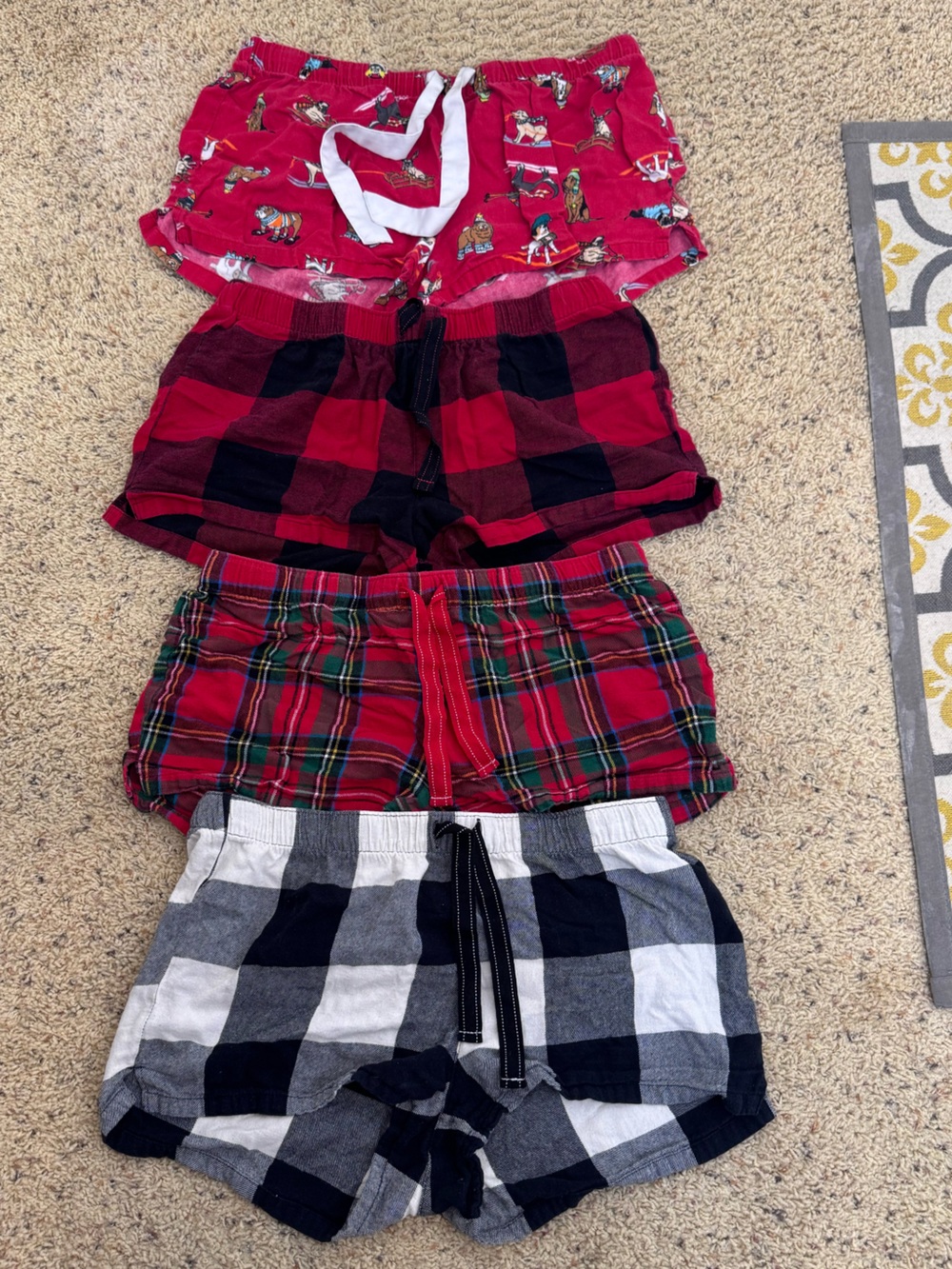 Old Navy Women's 4 Plaid & Buffalo Check Sleep Shorts - Red, Black, Gray, White